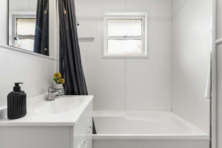 55 Larnoch Road Henderson_12