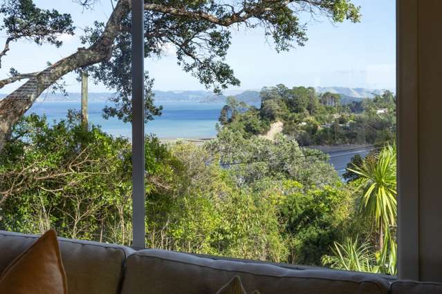 16 Arapito Road Titirangi_1