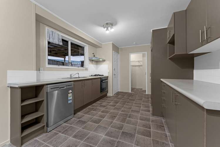 9 Glenbervie Crescent Massey_10